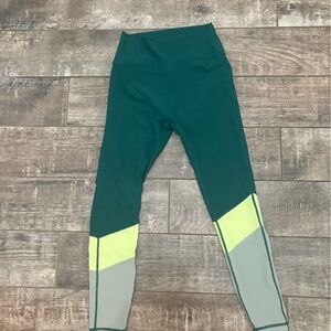 Green and Gray Color-Block Leggings with High Waist